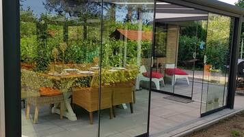 House | Bahagian luar