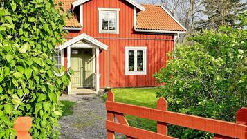 House | Exterior