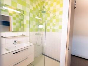 Bungalow | Bathroom - Luxury Lodge, 2 Bathrooms, Near the Sea (Callantsoog)