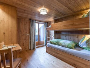 Apartamento | 2 quartos, individualmente mobiliados, roupa de cama