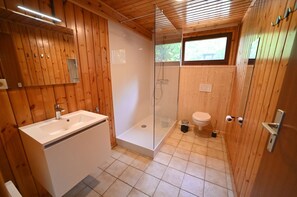 Chalet | Bathroom