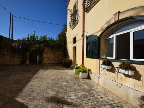 Beautiful Holiday Home in Ragusa With Heating