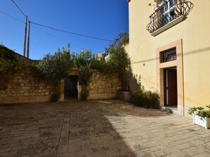 Reception - Beautiful Holiday Home in Ragusa With Heating (Ragusa)