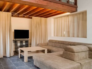 独立别墅 | 客厅 | 电视