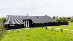 House | Exterior - 6 Person Holiday Home in Lokken (Lokken)