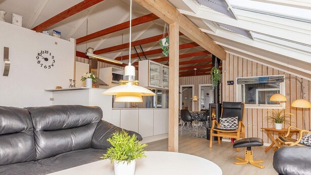 House | Dining - 6 Person Holiday Home in Lokken (Lokken)