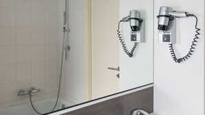 Unclassified image, 5 of 37, button - Modern Holiday With Wellness, Located Near the sea (Koksijde)