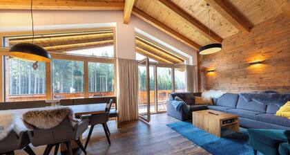Luxury Chalet with 2 Bathrooms near Small Slope