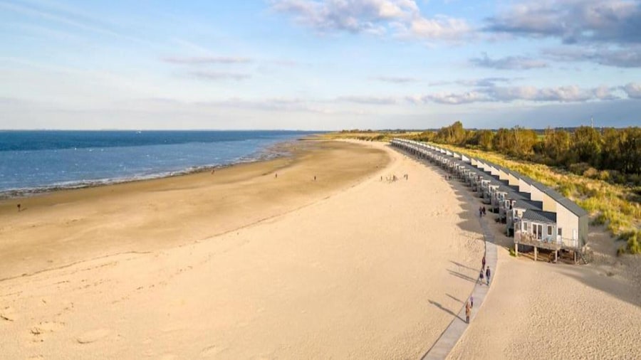 Apartment in Kamperland With Marina Views