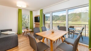 Dining - Blissful Holiday Home in Schladming Rohrmoos With Balcony (Schladming)