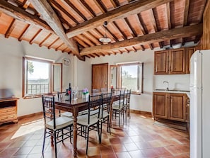 Dining - Rustic Tuscan Stonehouse (Gambassi Terme)