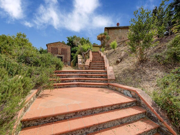 House | View from property - Varna Charm: Tuscan Getaway (Gambassi Terme)