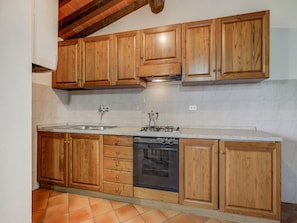 House | Private kitchen | Highchair