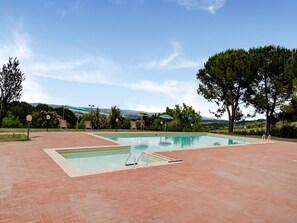 House | Pool | Outdoor pool - Varna Charm: Tuscan Getaway (Gambassi Terme)