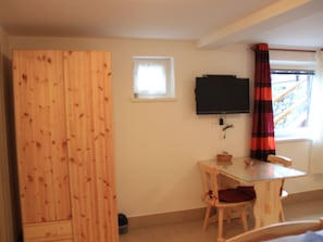 Bed sheets - Lovely Apartment in Bohinjska Bistrica With Barbecue (Bohinj)