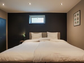 Nhà | 3 phòng ngủ, bộ trải giường 