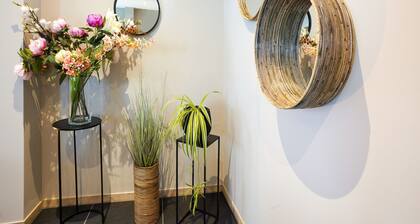 Scenic Escape With Garden