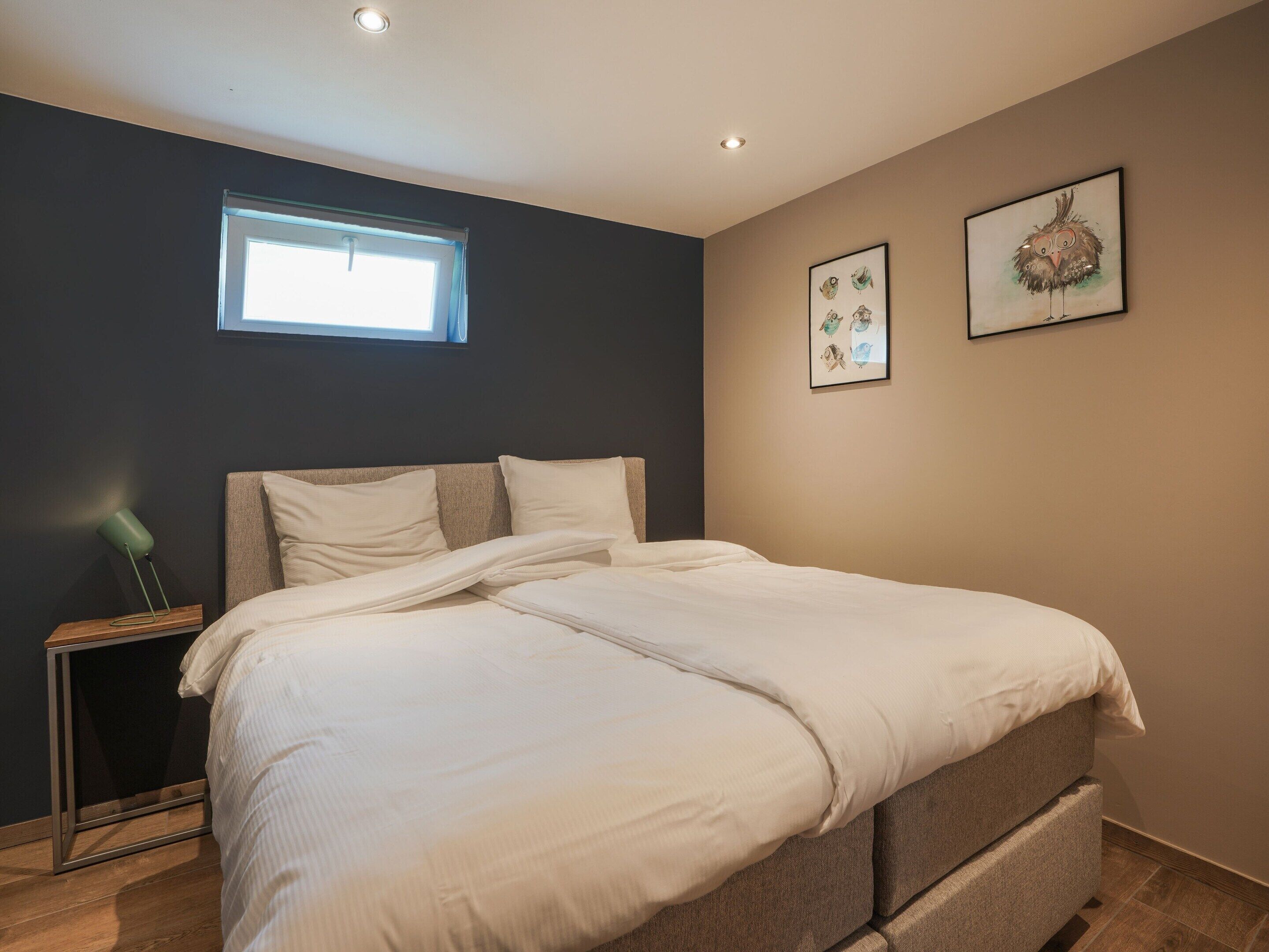 House | 3 bedrooms, bed sheets