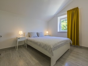 Apartment | 2 bedrooms, individually furnished