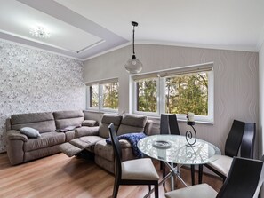 Living room - Modest Apartment in Bad Soden-Salmünster near Hiking (Bad Soden-Salmuenster)