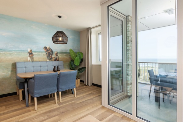 Apartment | Dining