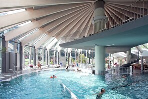Chalet | Pool - Chalet in Konigsleiten Near Ski Area (Wald im Pinzgau)