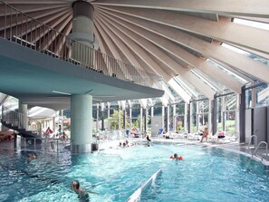 Chalet | Uima-allas | Ulkouima-allas