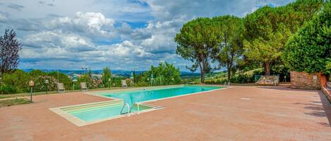 House | Kolam renang | Kolam renang terbuka