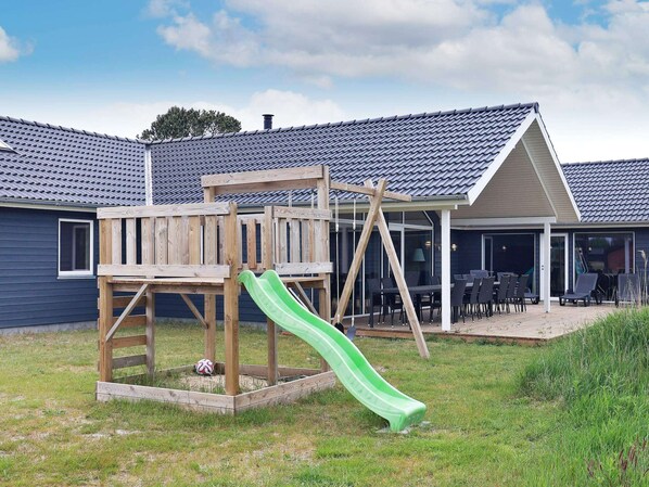 House | Children's area