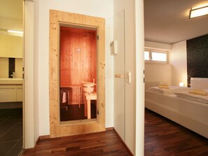 3 bedrooms, bed sheets - Sophisticated Apartment in Zell am See With Sauna (Zell am See)