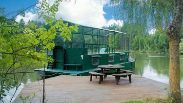 Mobile Home | Bahagian luar