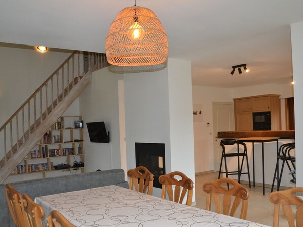 Villa | Restaurantes