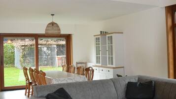 Villa | Living area