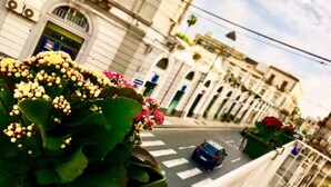 Unclassified image, 2 of 21, button - Homey Apartment in Siracusa With Balcony (Syracuse)