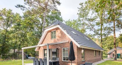 Luxurious Villa With sun Shower, in a Wooded Area