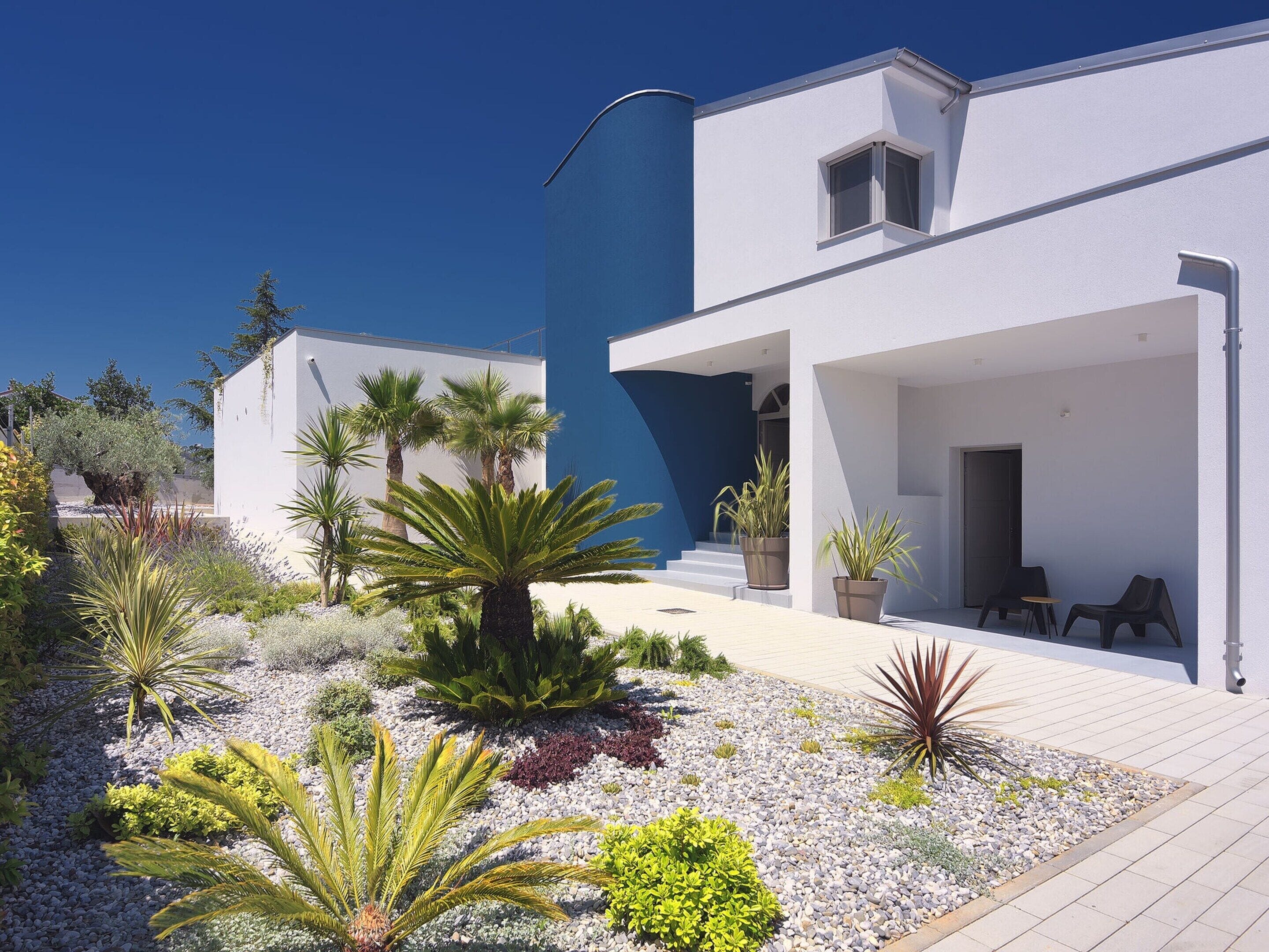 Villa | Exterior
