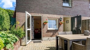 Unclassified image, 2 of 33, button - Serene Holiday Home in Gulpen With Garden (Gulpen)