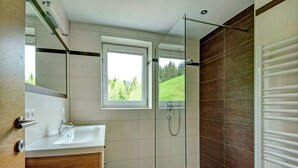 Douche, serviettes fournies