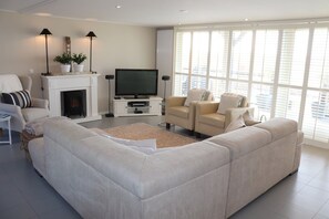 Cottage | Living room