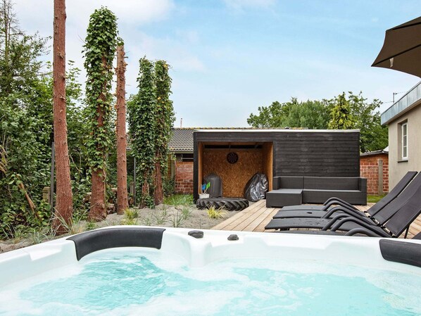 House | Spa treatment