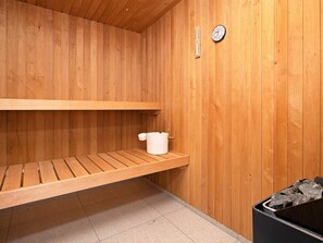 Sauna - Holiday Home in VÃ¦ggerlÃ¸se (Vaeggerlose)
