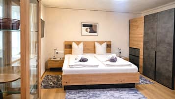 1 bedroom, individually furnished, bed sheets