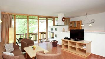 House | Living area | TV