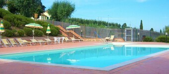 Farmhouse in Tuscany With Pool & Wine Tasting