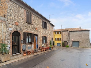 Villa | Exterior