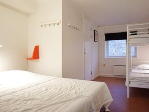 1 bedroom, individually furnished