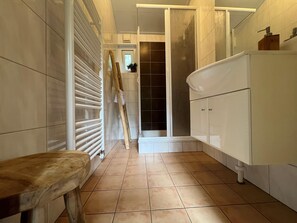 Ferienhaus | Badezimmer