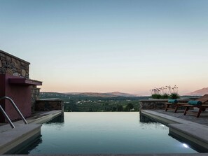 Villa | Pool