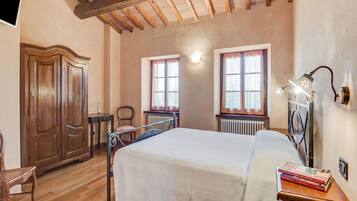 3 bedrooms, individually furnished, bed sheets