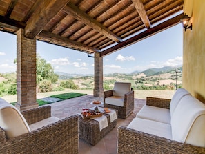 House | Balcony